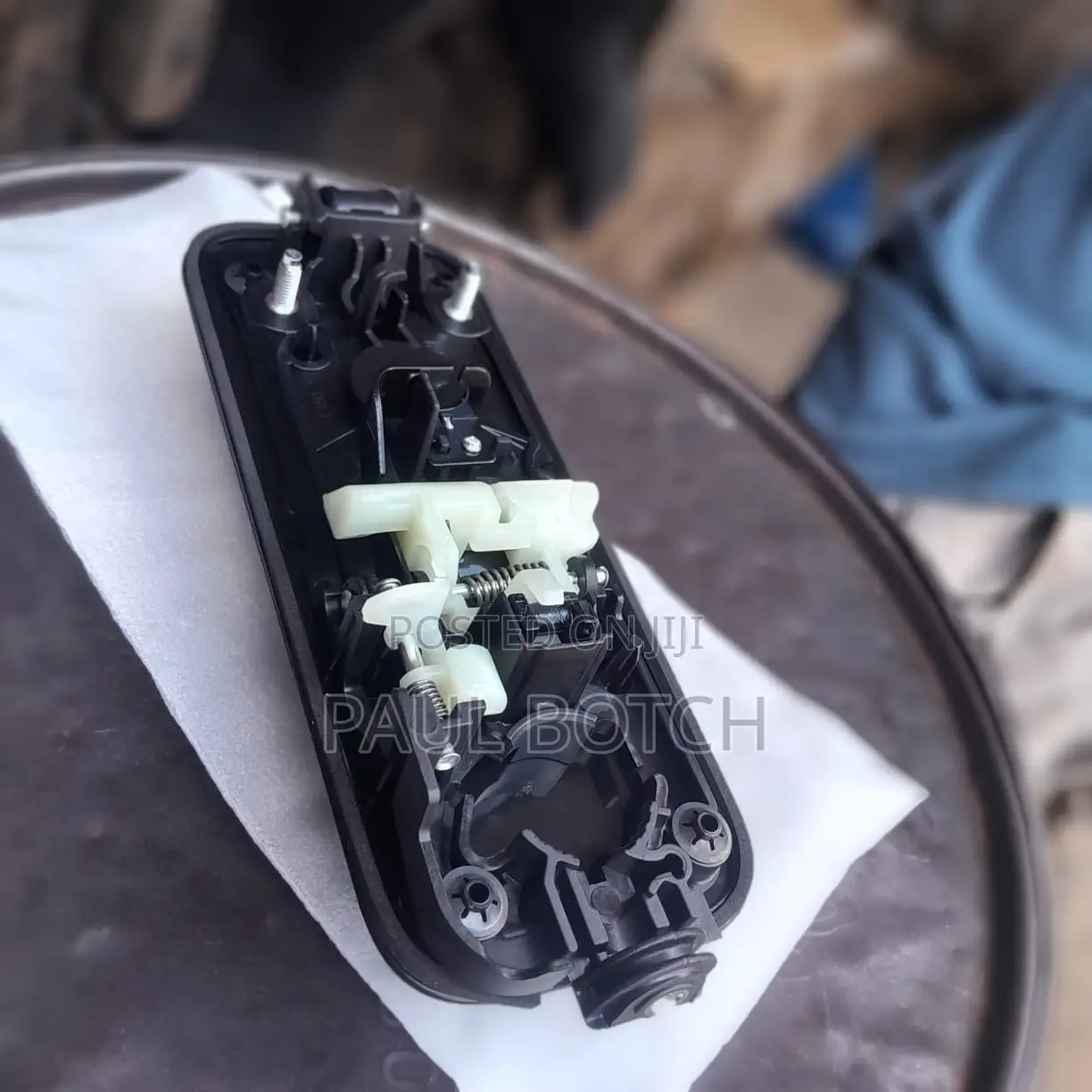 Ford F-150 2018 Back Left Door Handle