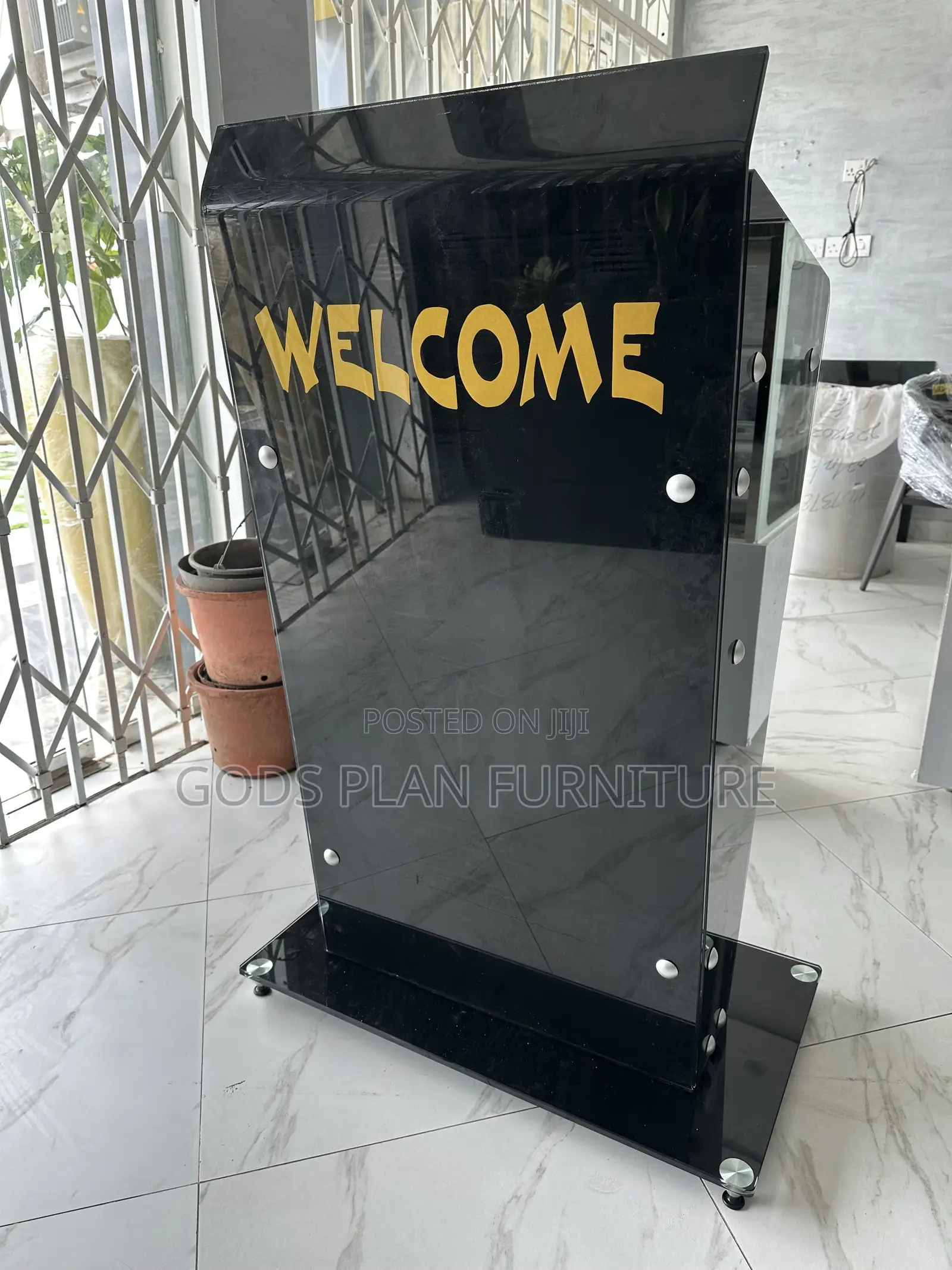 Glass Pulpit