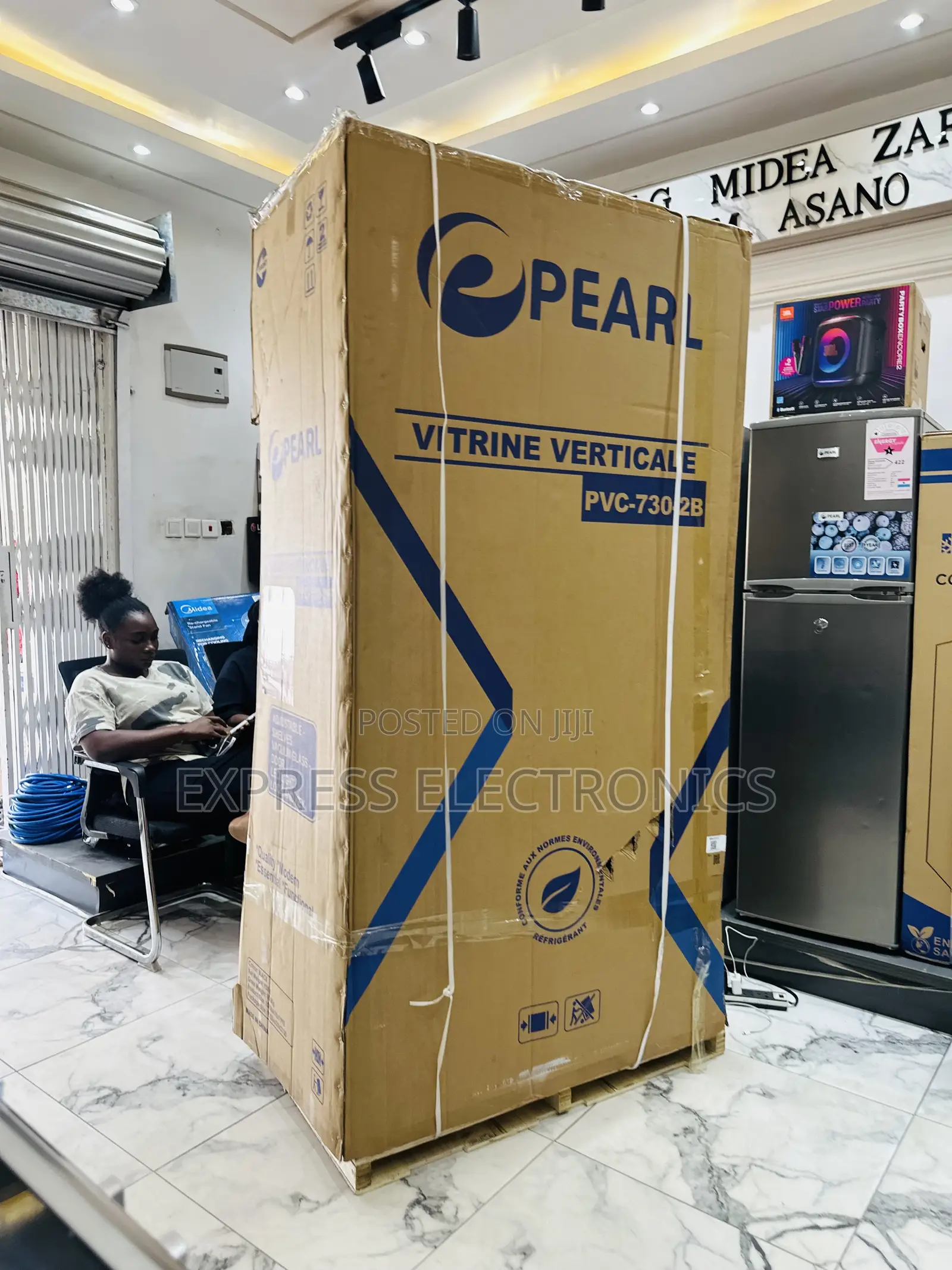 Text T Us Your Display Fridge PVC-730-2b 610l Two Door