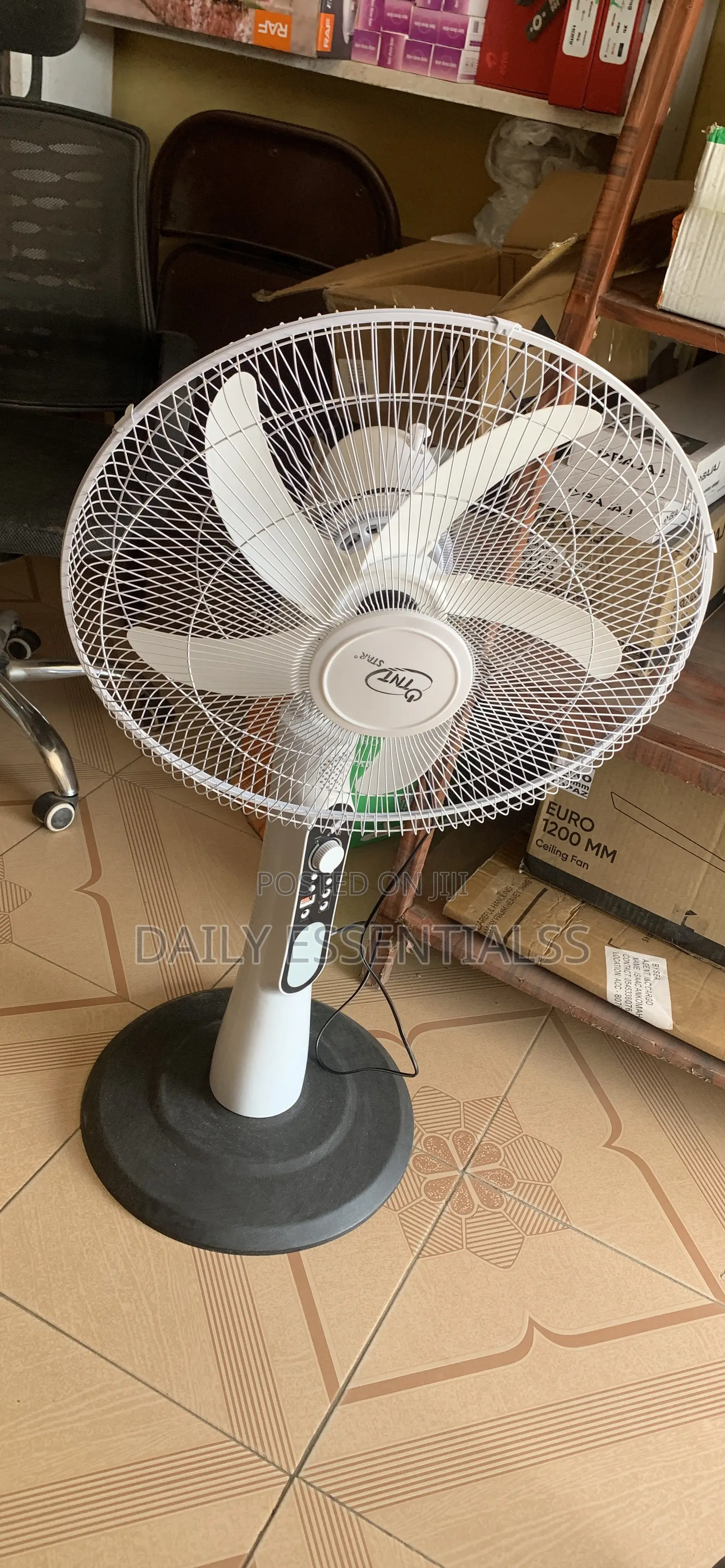 TNT Star Fan With Led Light and Usb Output