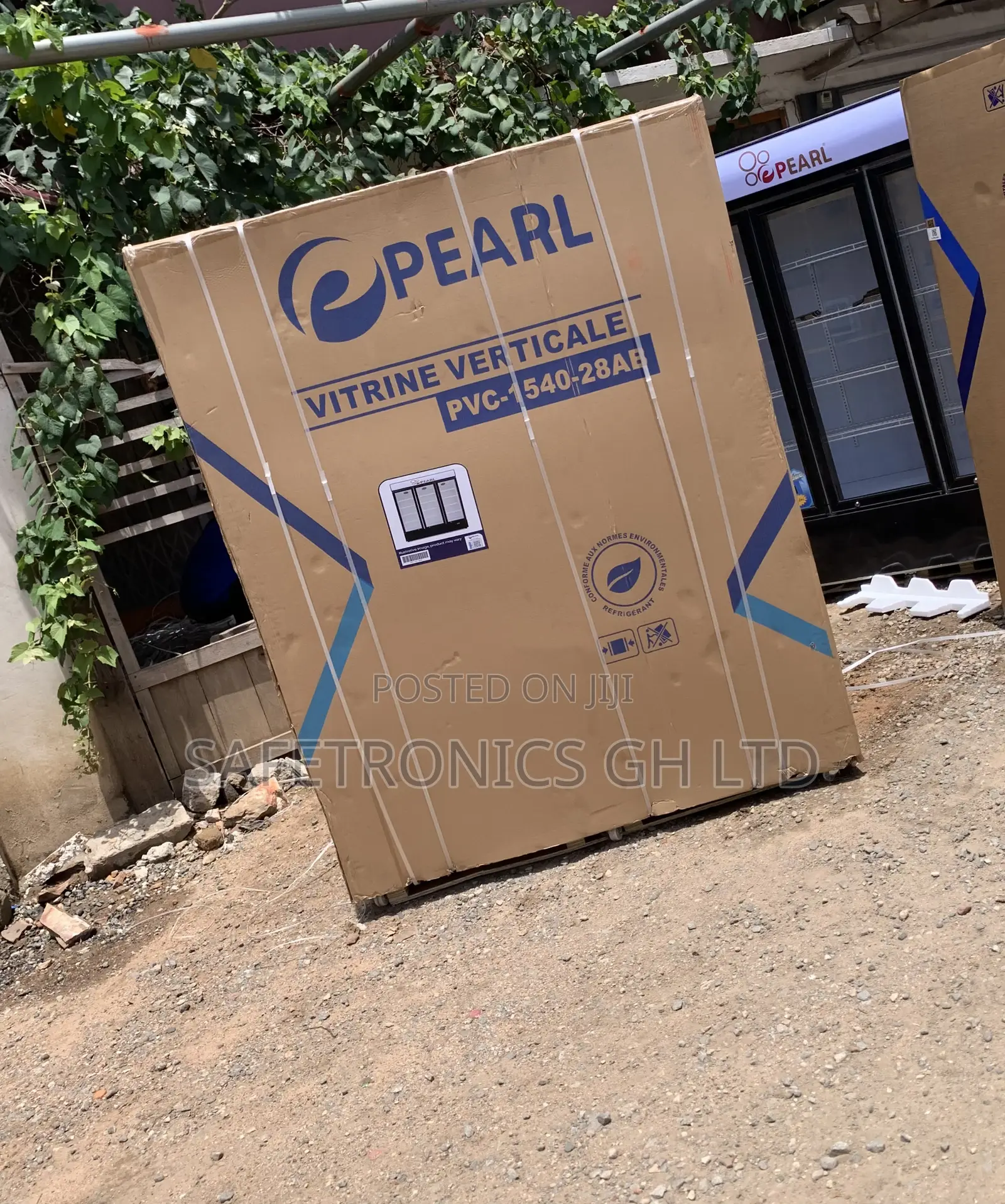 High Reliable Pearl 950 Liters 3 Doors Display Fridge Cooler PVC-150