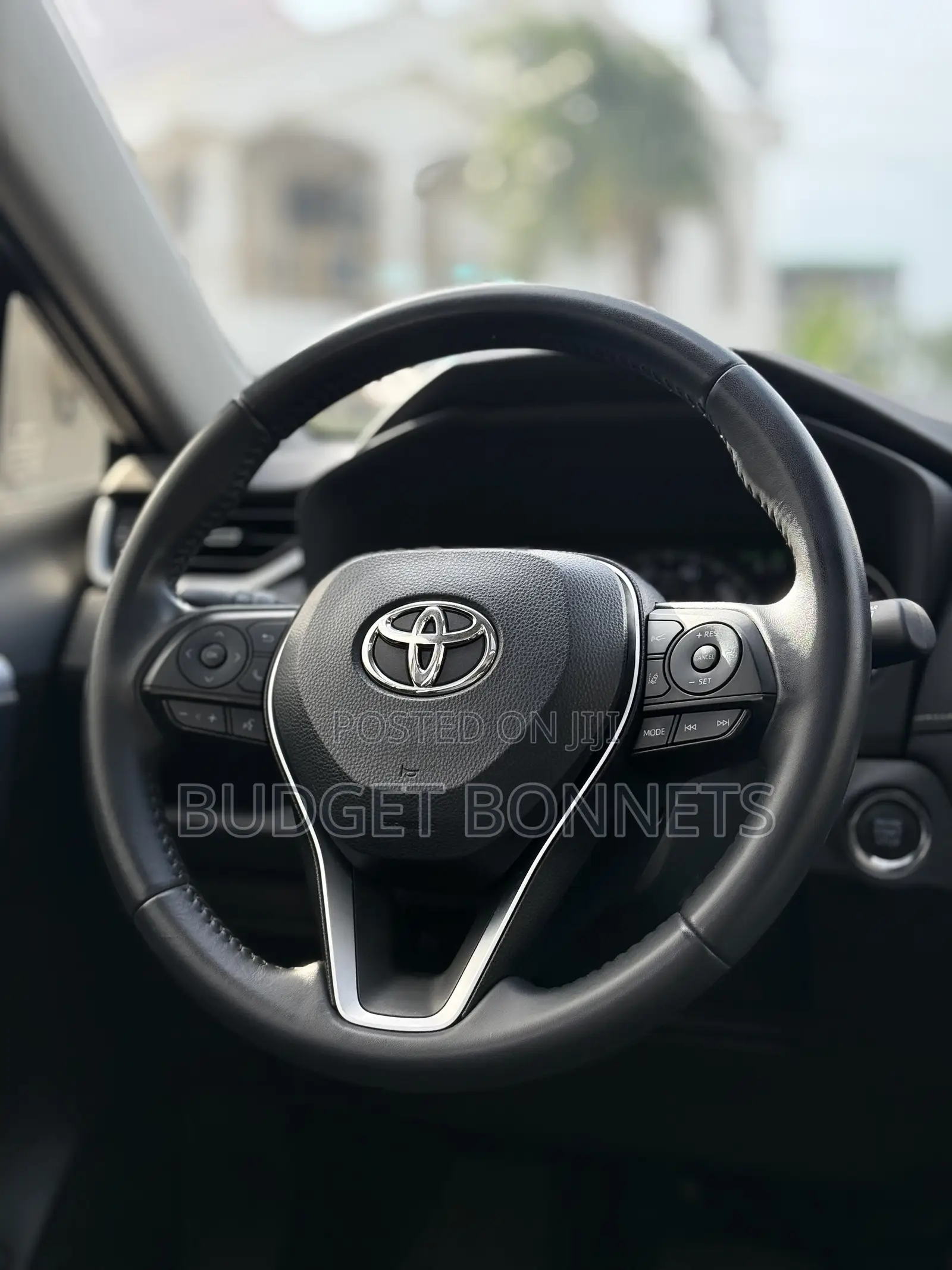 Toyota RAV4 XLE Premium AWD 2023 Blue