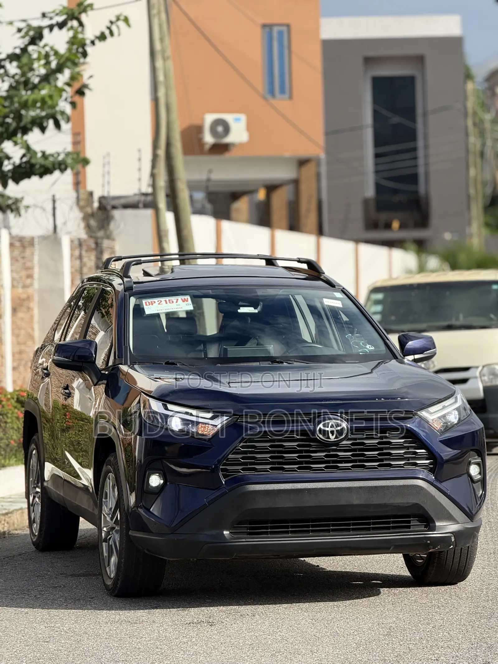 Toyota RAV4 XLE Premium AWD 2023 Blue