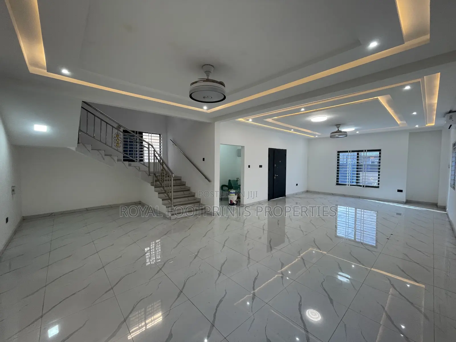 4bdrm House in Royals Footprints, Lake Side Estate for sale