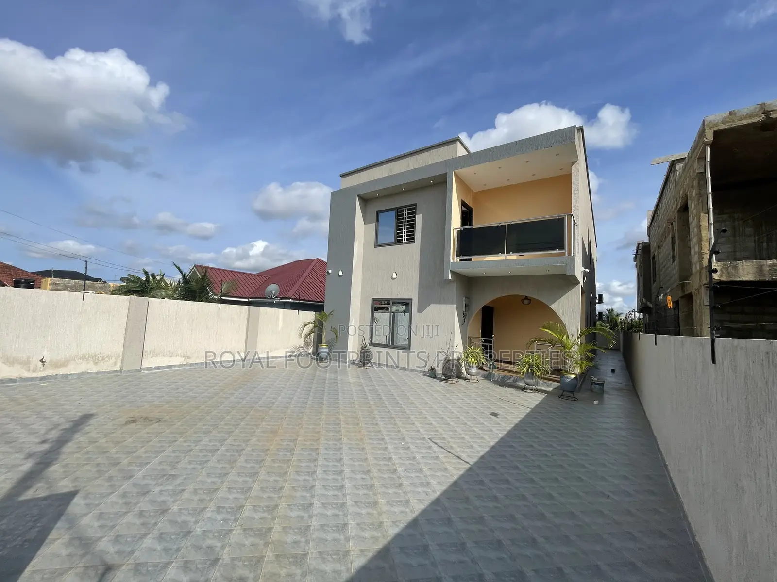 4bdrm House in Royals Footprints, Lake Side Estate for sale