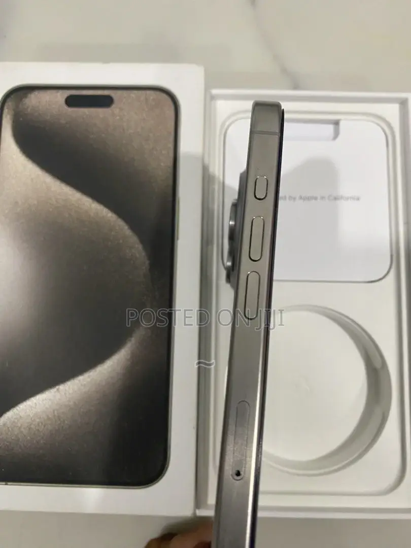 Apple iPhone 15 Pro Max 512 GB Silver