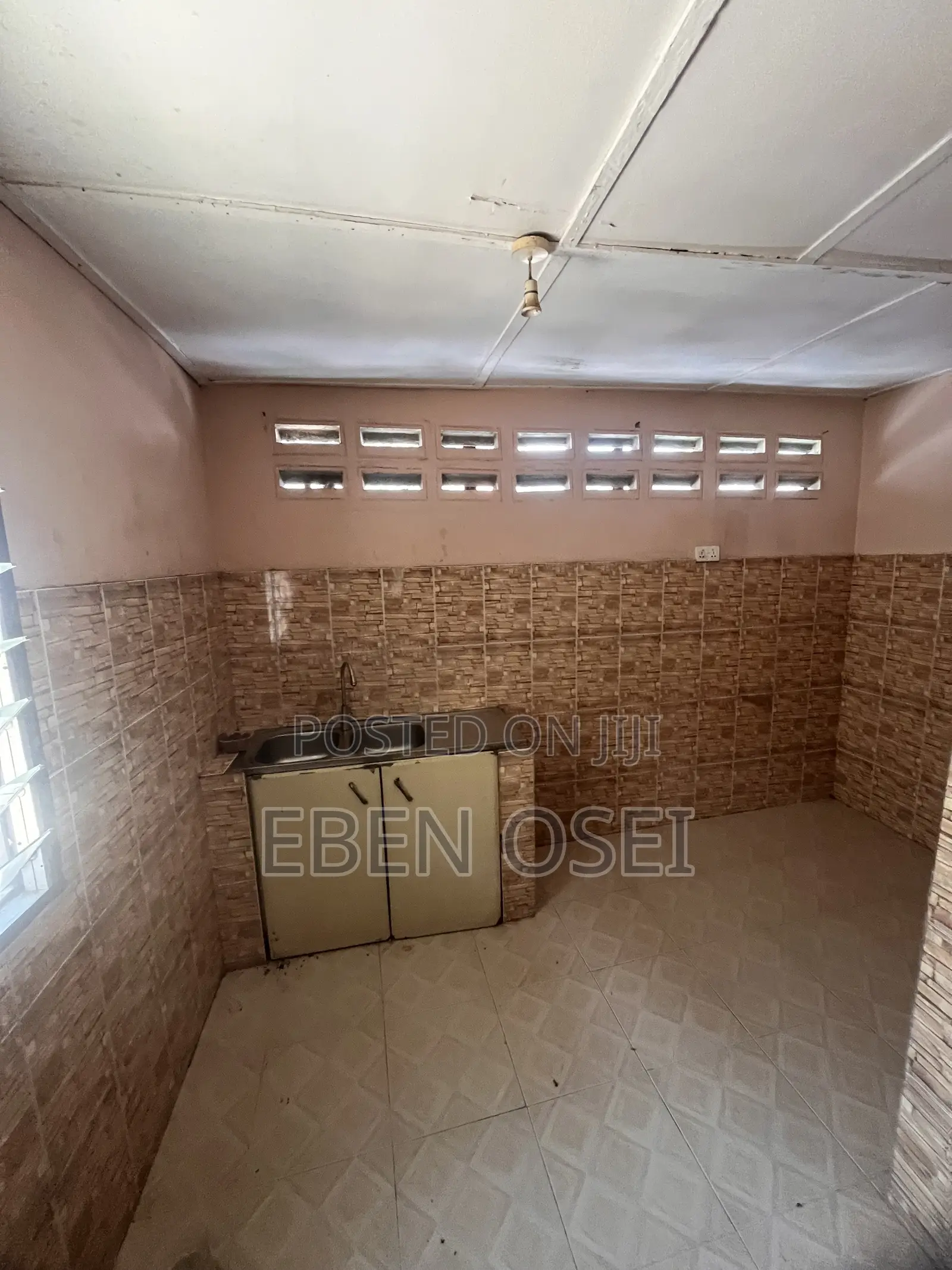 2bdrm Apartment in Dansoman for rent