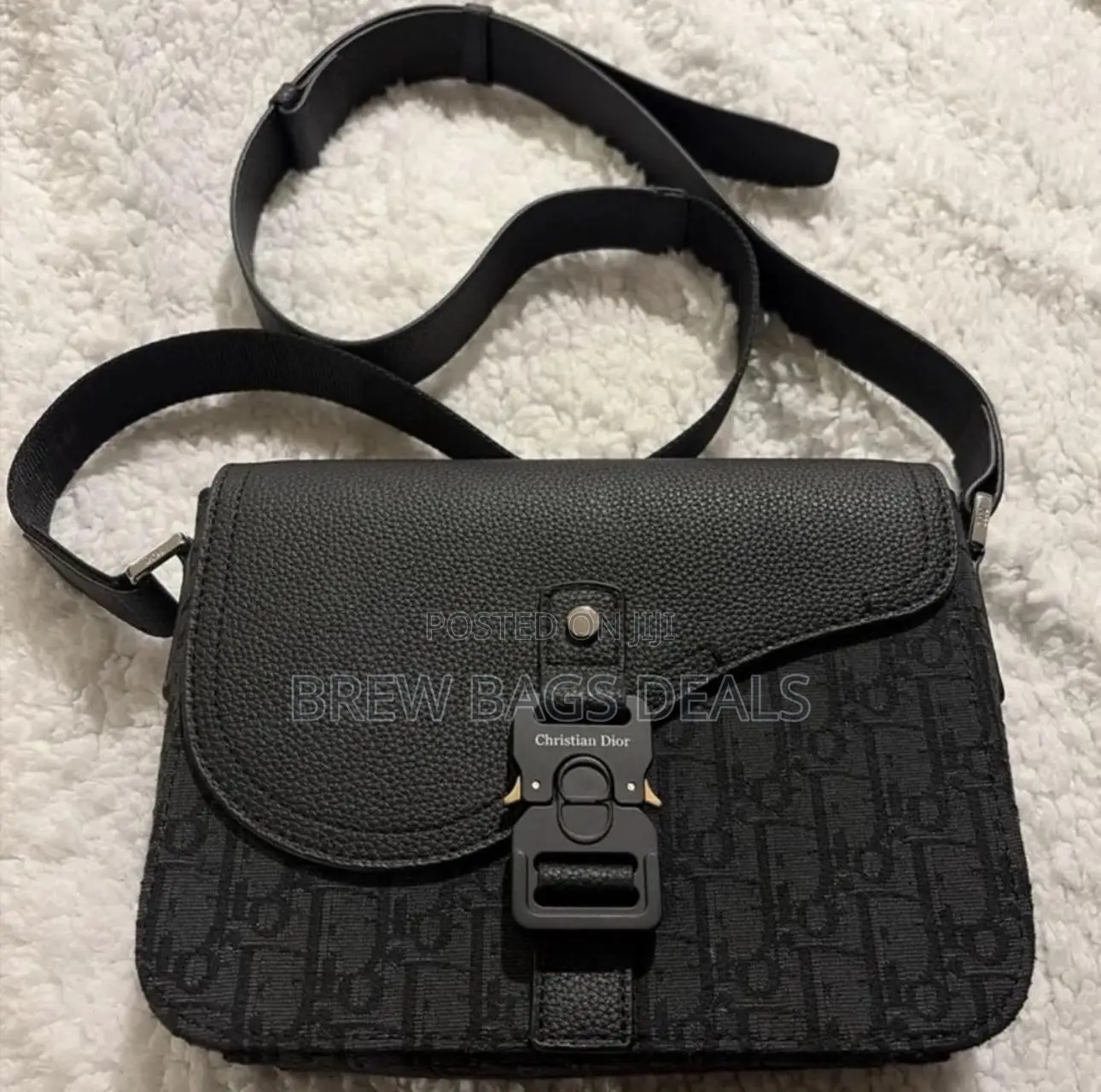Premium Quality Thick Leather Unisex Dior Sidebag.
