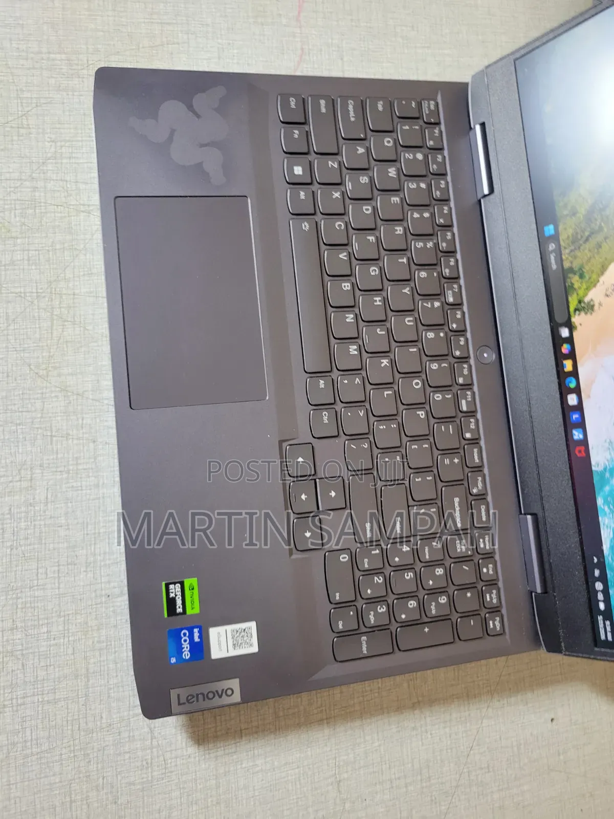 Laptop Lenovo LOQ 15IRH8 16GB Intel Core i5 SSD 1T