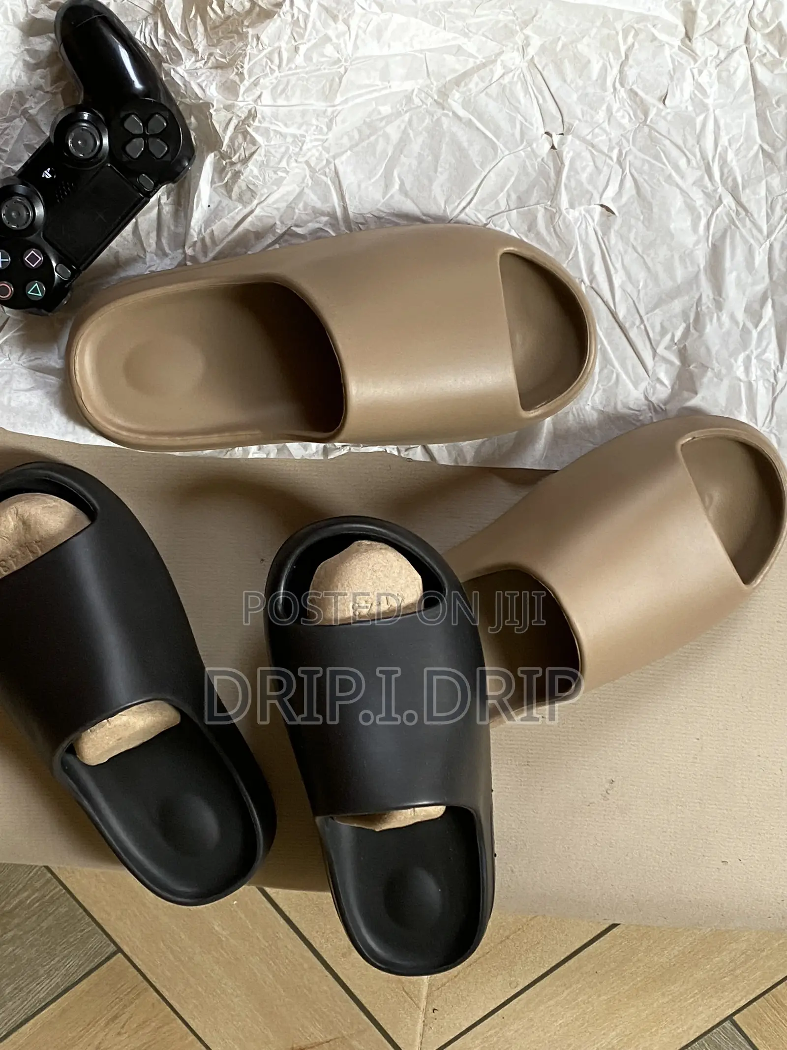 Adidas Yeezy Slides . All Sizes and Colours Available