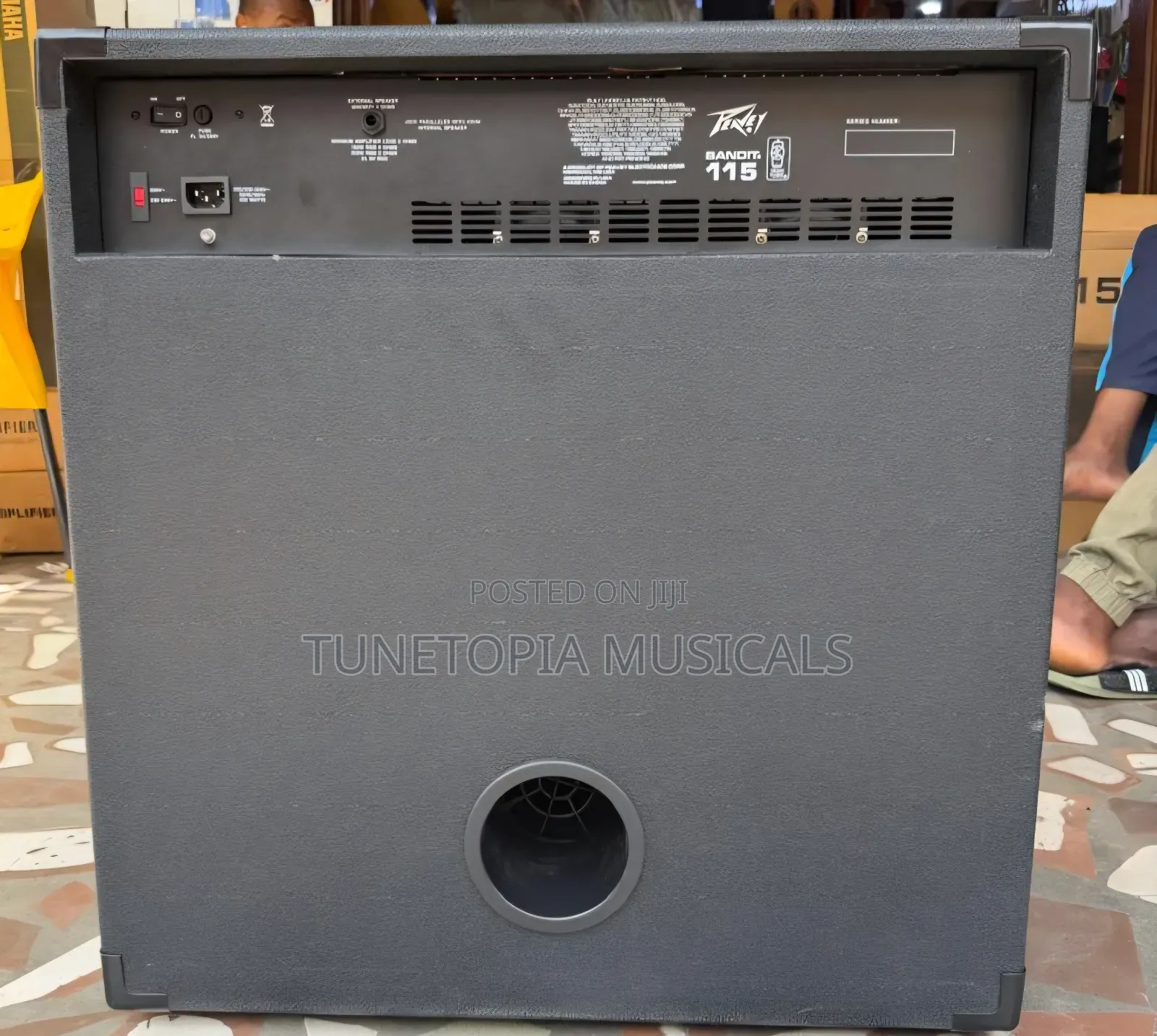 Peavey Bandit 115 Bass Guitar Combo Amplifier