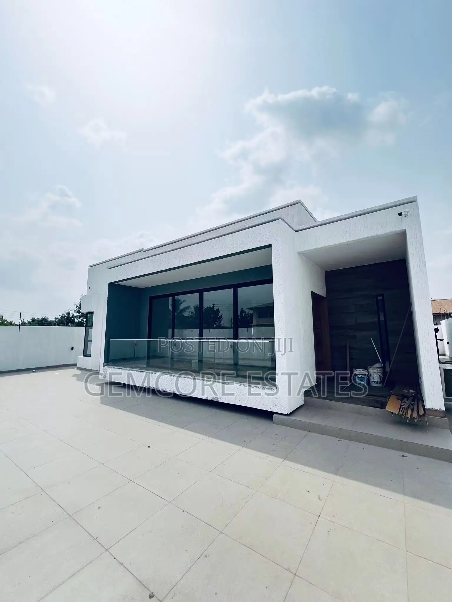 3bdrm House in Lakeside Estate for sale