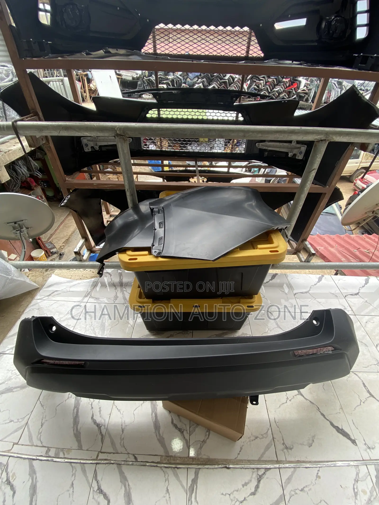 Toyota Rav4 2019-2020-2021-2022-2023 Rear/ Back Bumper Complete