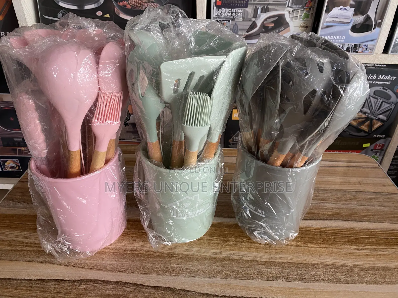 12pcs Silicon Kitchen Set-Ladle,Spatula,Turner,Brush + Bucket