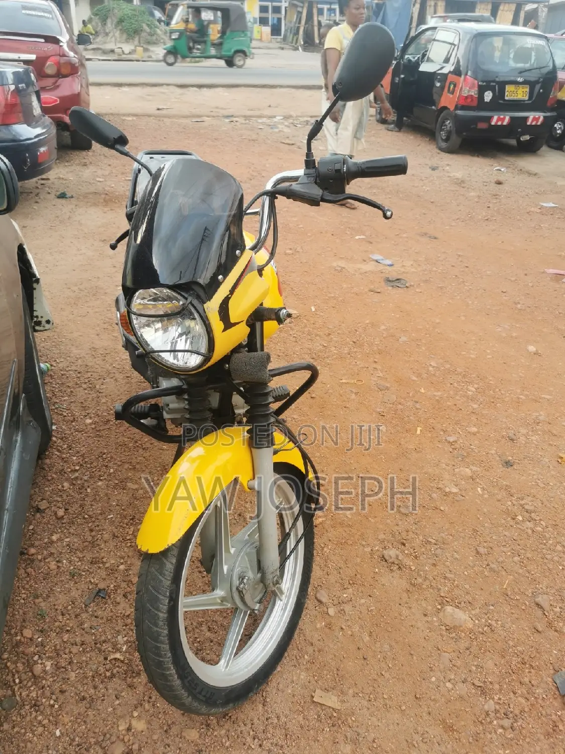 Bajaj Boxer 125 2025 Orange