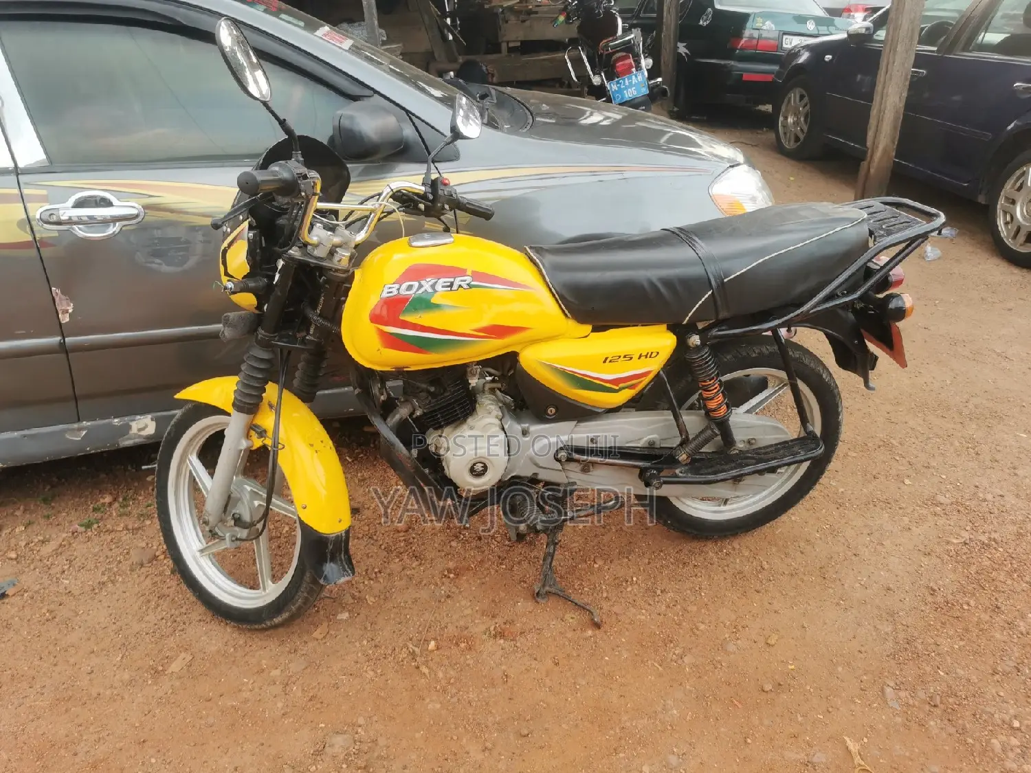 Bajaj Boxer 125 2025 Orange