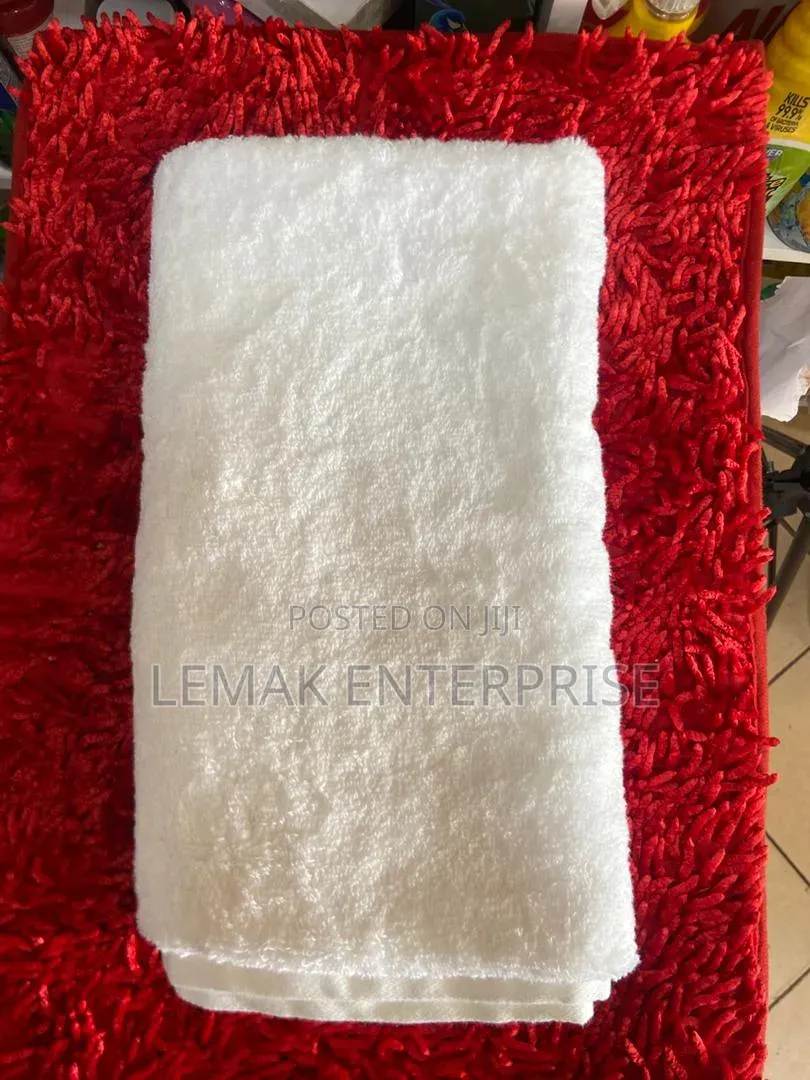 Bath Towel 100 Percent Cotton From Usa Size 30"×54"