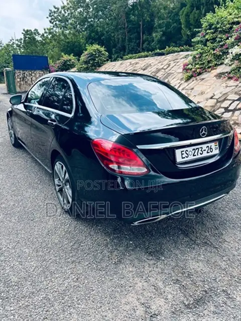 Mercedes-Benz C300 Base 4dr RWD Sedan (2.0L 4cyl 7A) 2015 Black