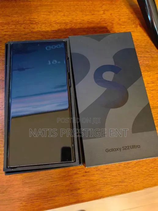 New Samsung Galaxy S22 Ultra 512 GB Green