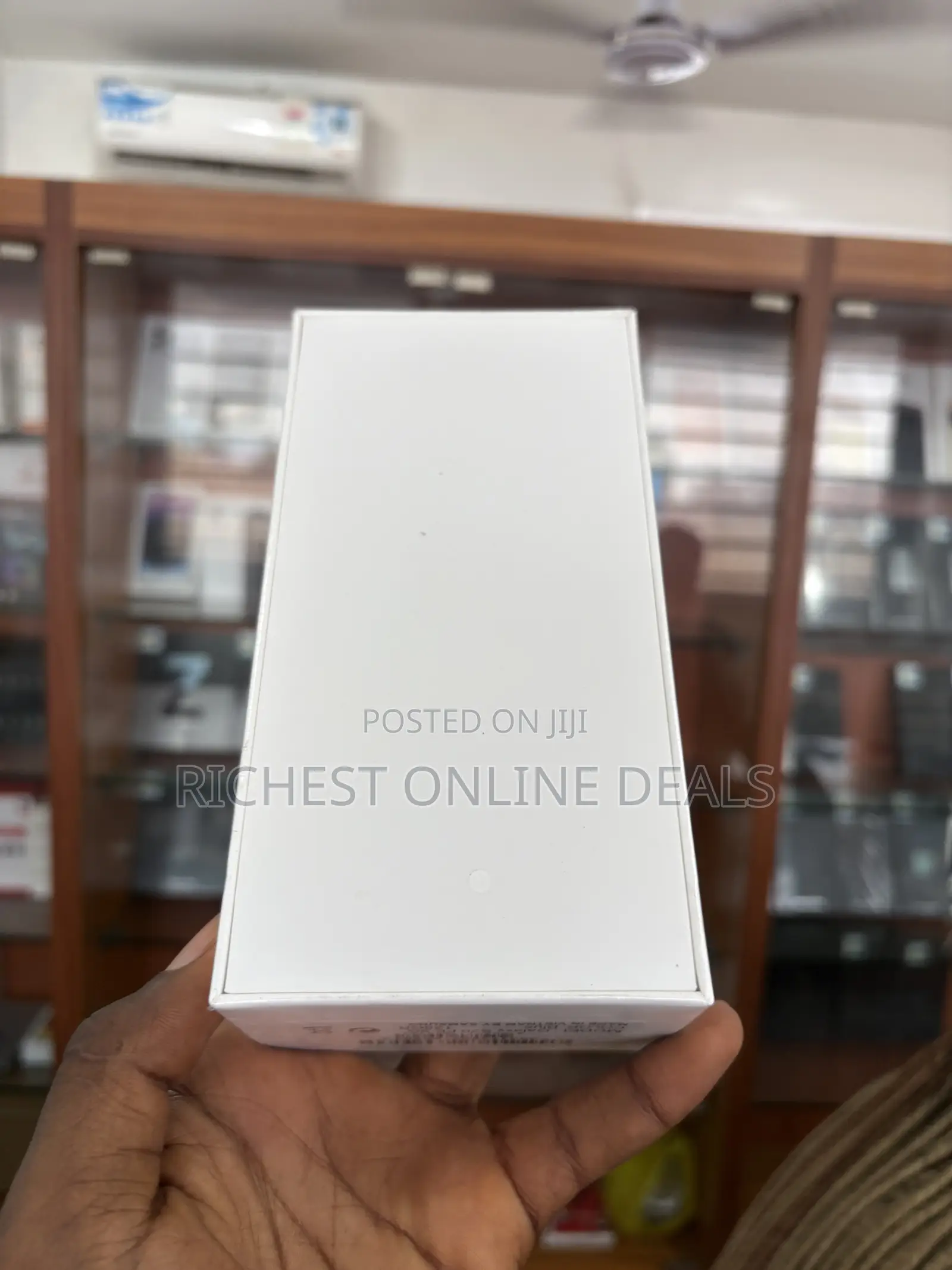 New Samsung Galaxy S20 FE 5G 128 GB Blue