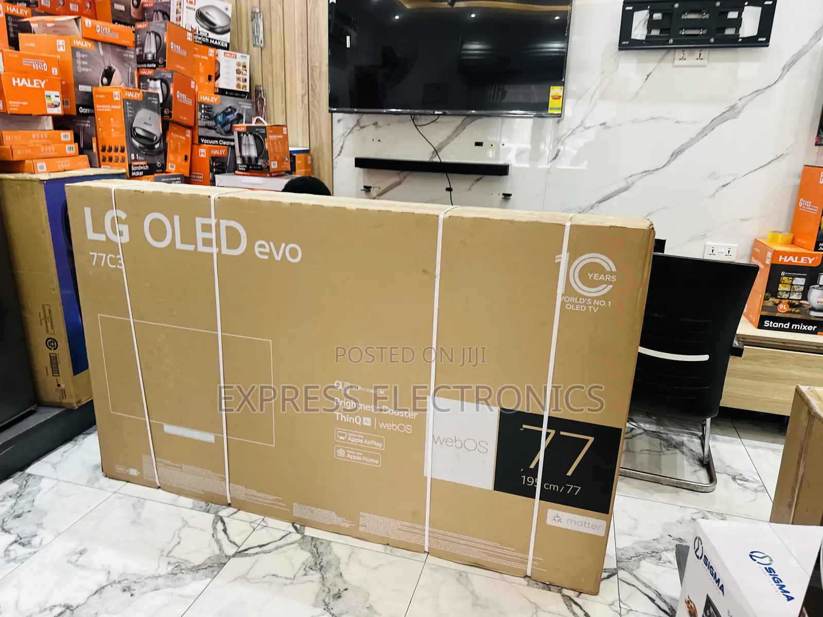Long Lasting Effects Slim Uhd Smart Glossy 77”Oled Screen