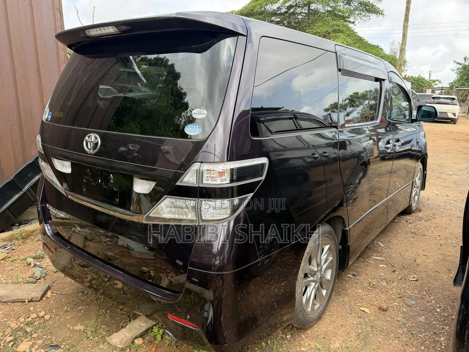 Toyota Vellfire 2011 Black