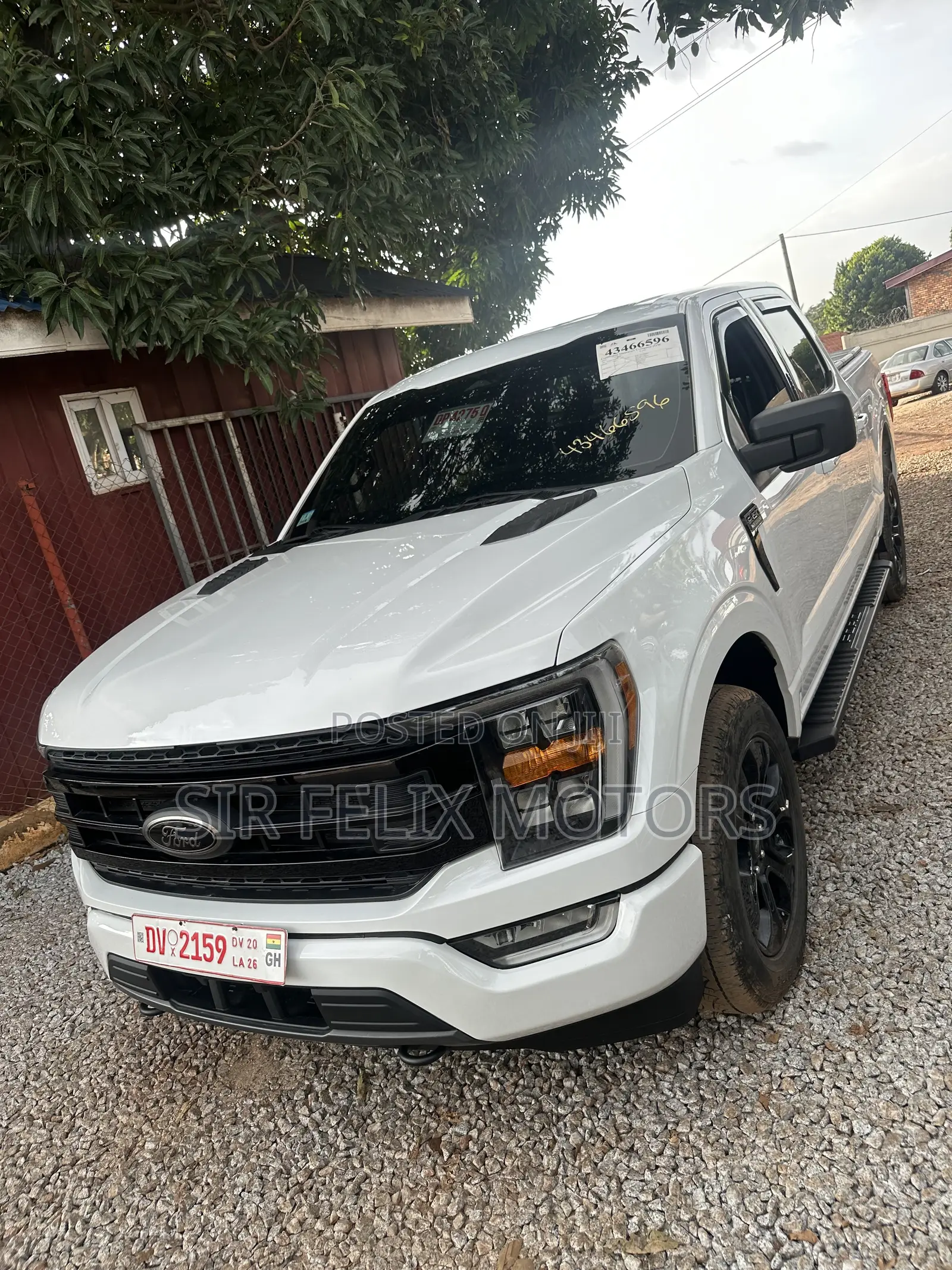 Ford F-150 XLT 2023 White