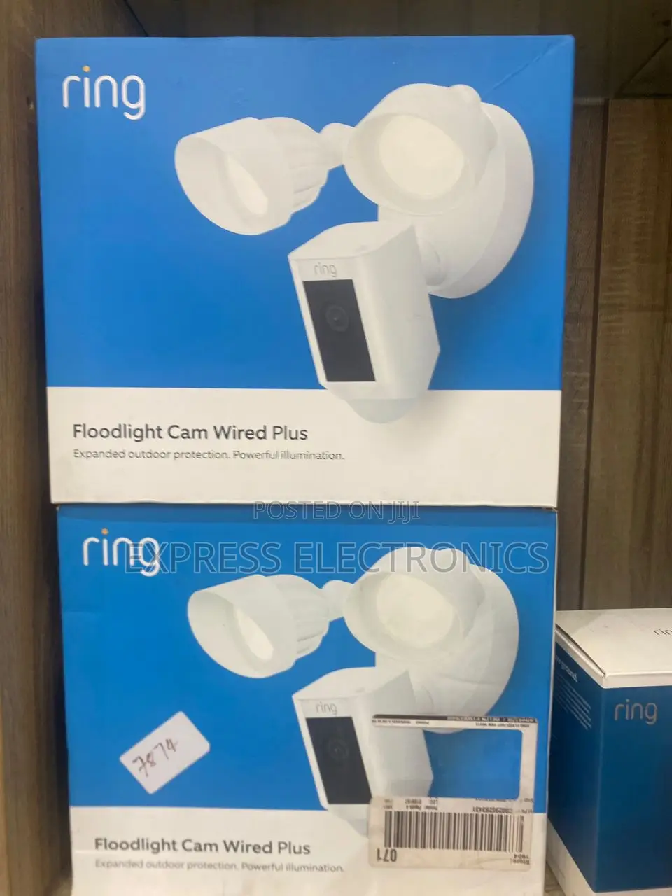 Lovely New White Ring Outdoor Flood Light Cam Wired