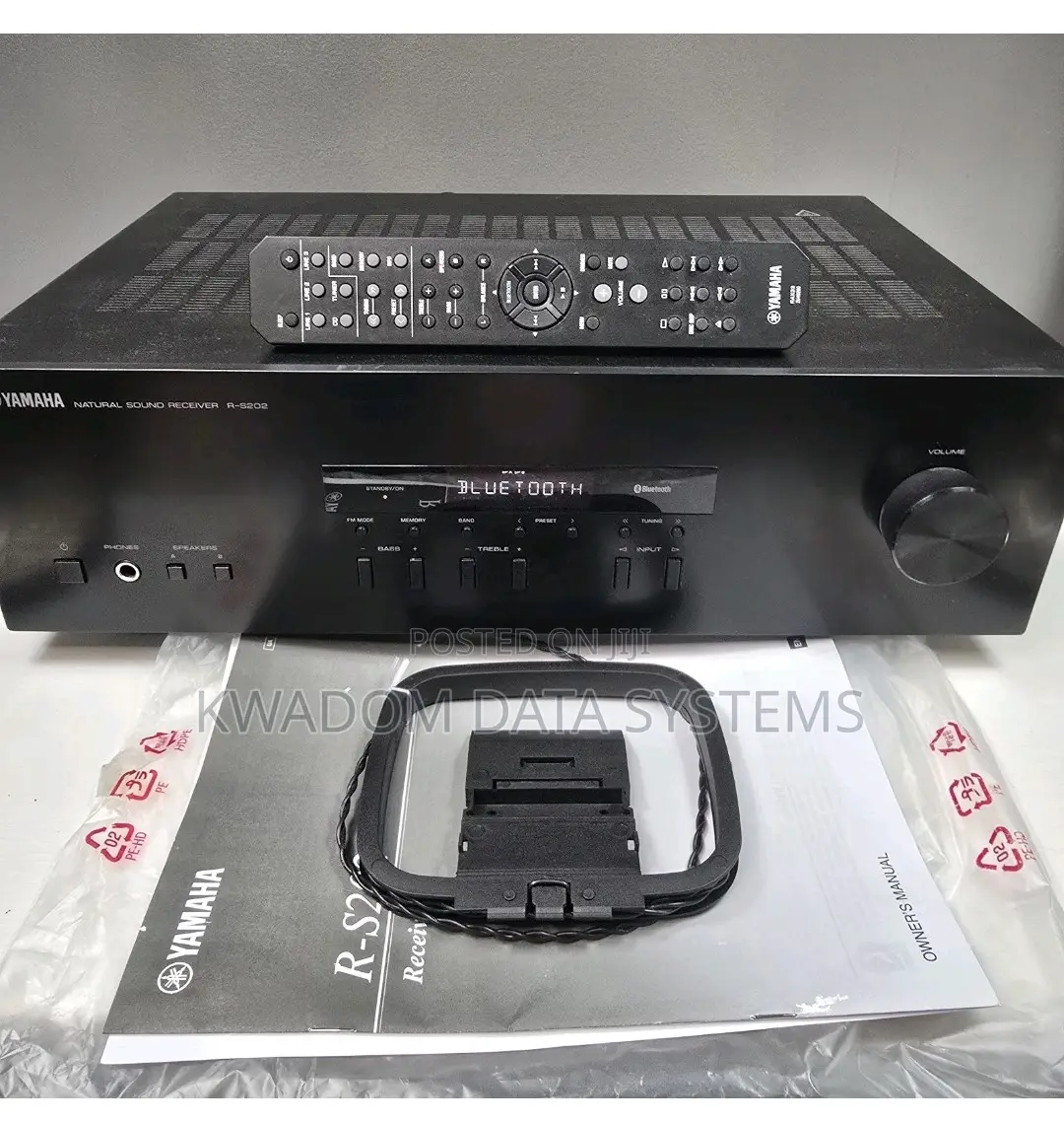 Yamaha R-S202 Natural Sound Stereo Receiver Bluetooth Black