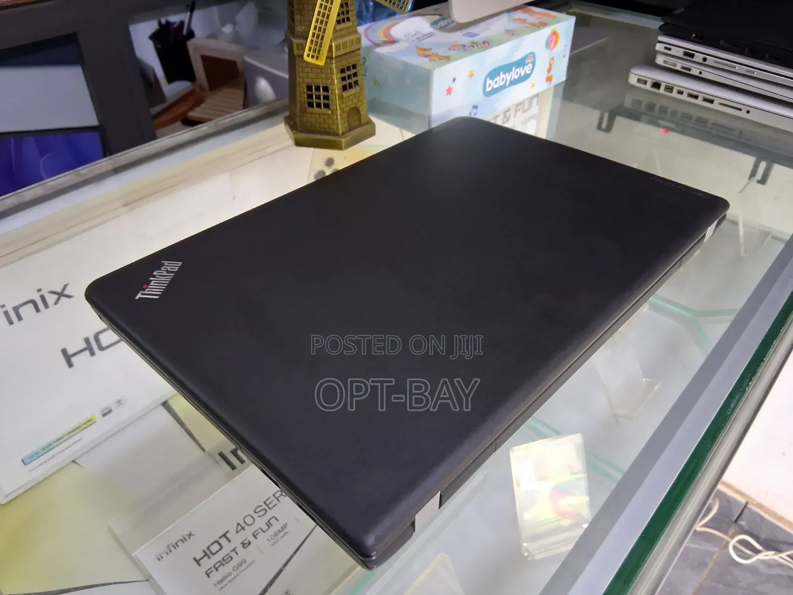 Laptop Lenovo ThinkPad E575 8GB AMD A10 HDD+SSD 500GB