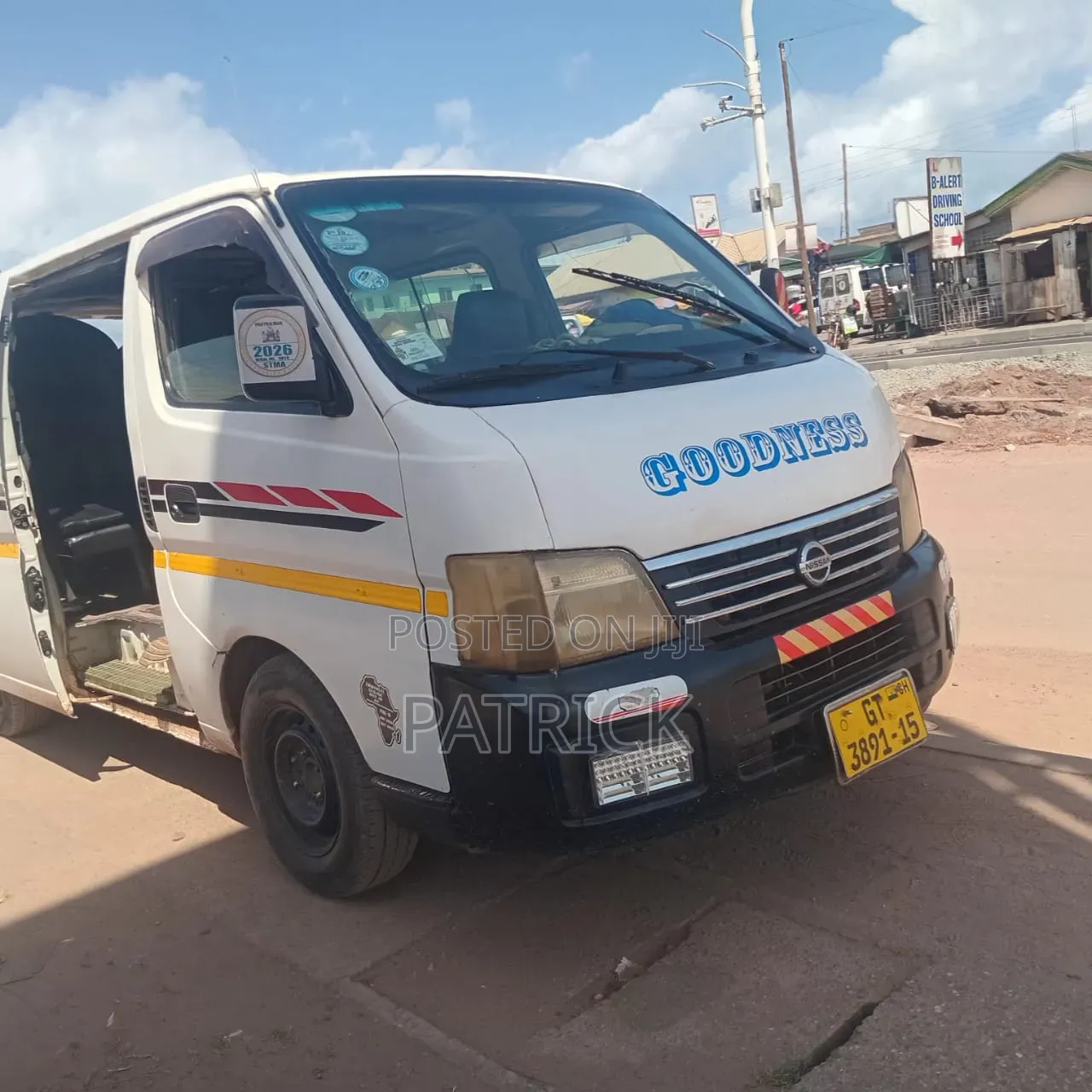 Nissan Caravan (Urvan) 2007 White