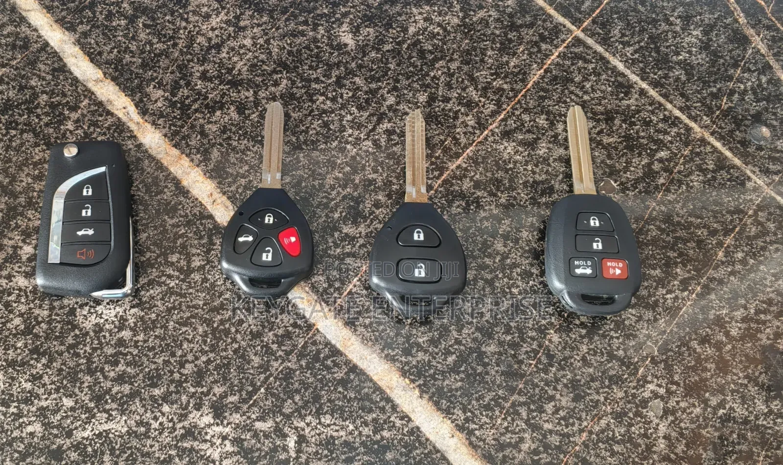 Toyota Corolla, Camry, Rav4 and Vitz Remote Keys and Programming