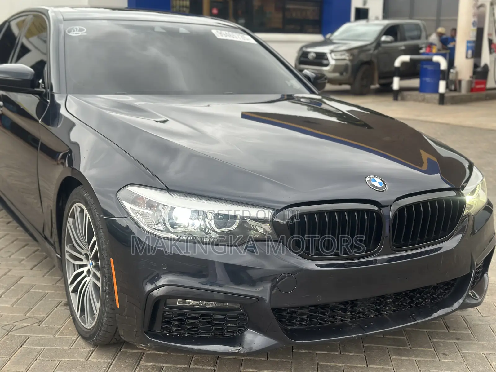 BMW 530i 2020 Black