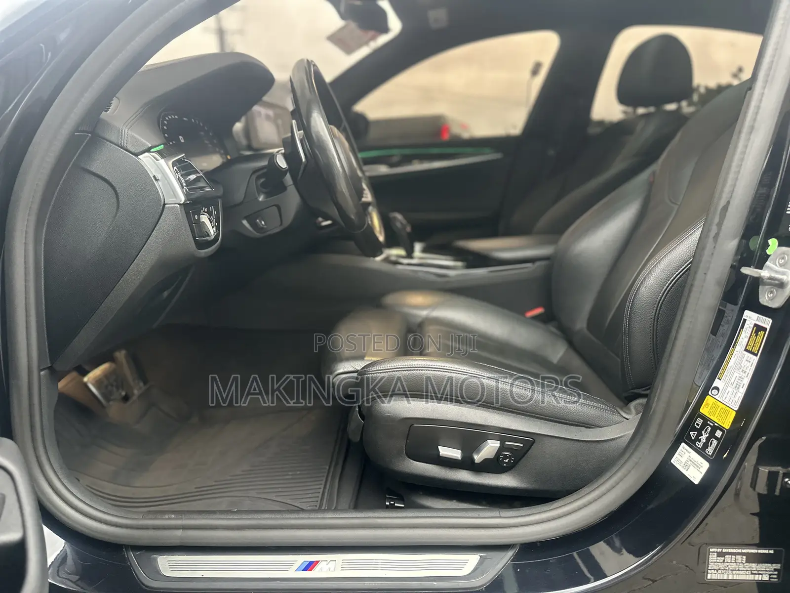 BMW 530i 2020 Black