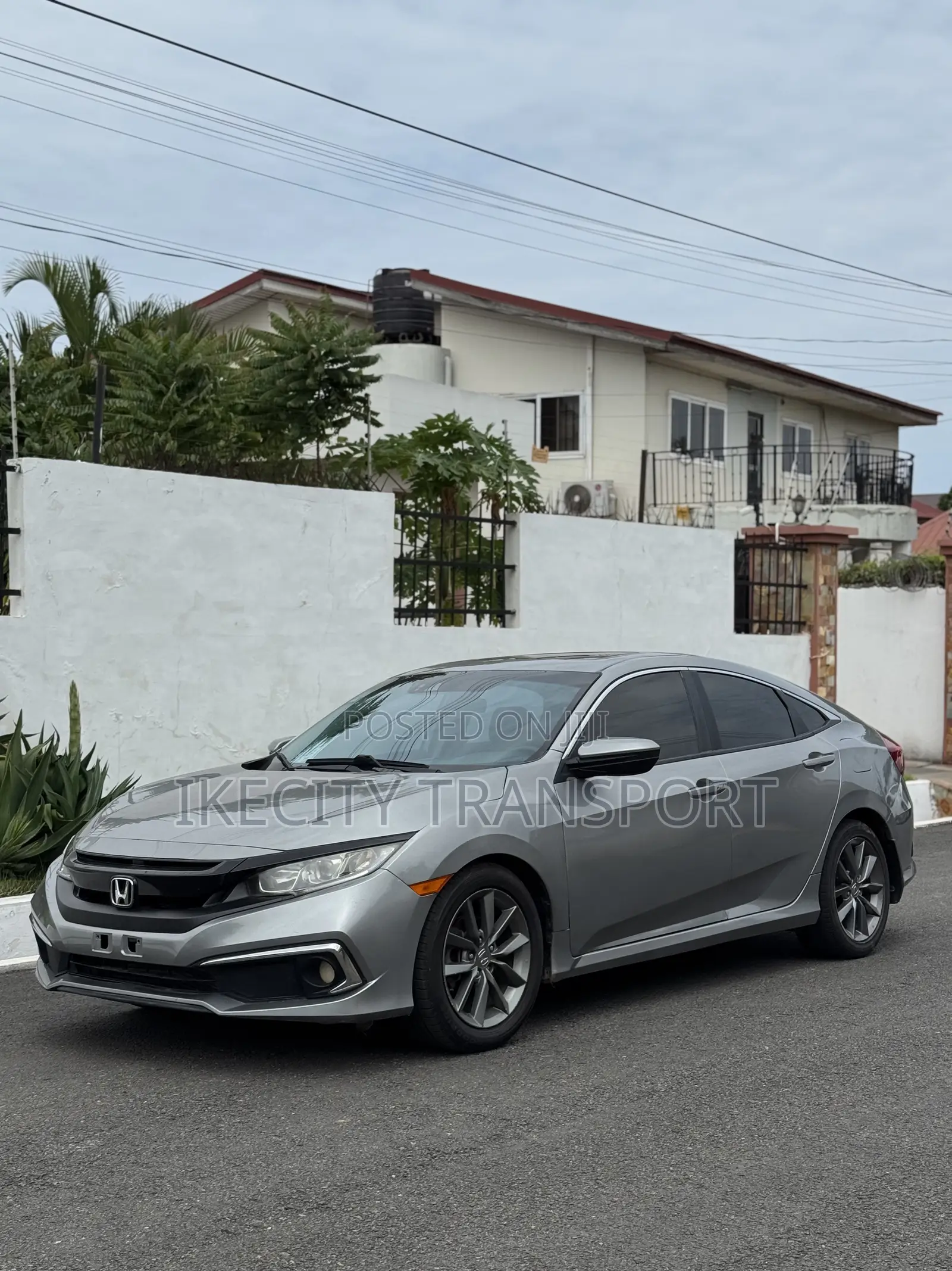 Honda Civic EX Sedan 2019 Silver