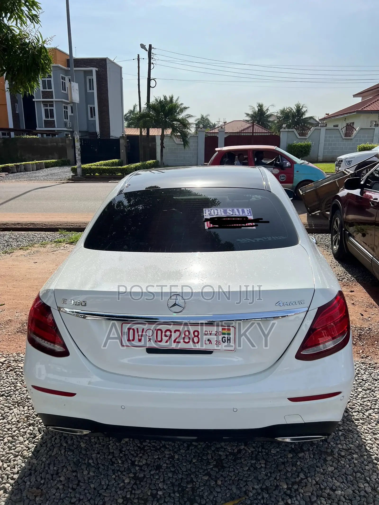 Mercedes-Benz E300 2019 White