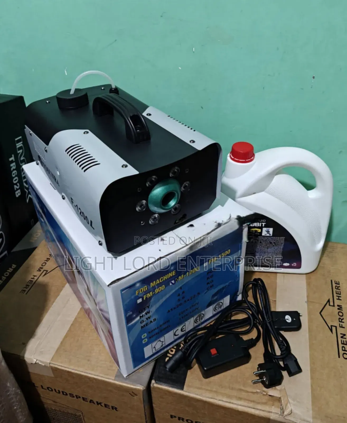 4.5l And 1500watts Smoke Machine