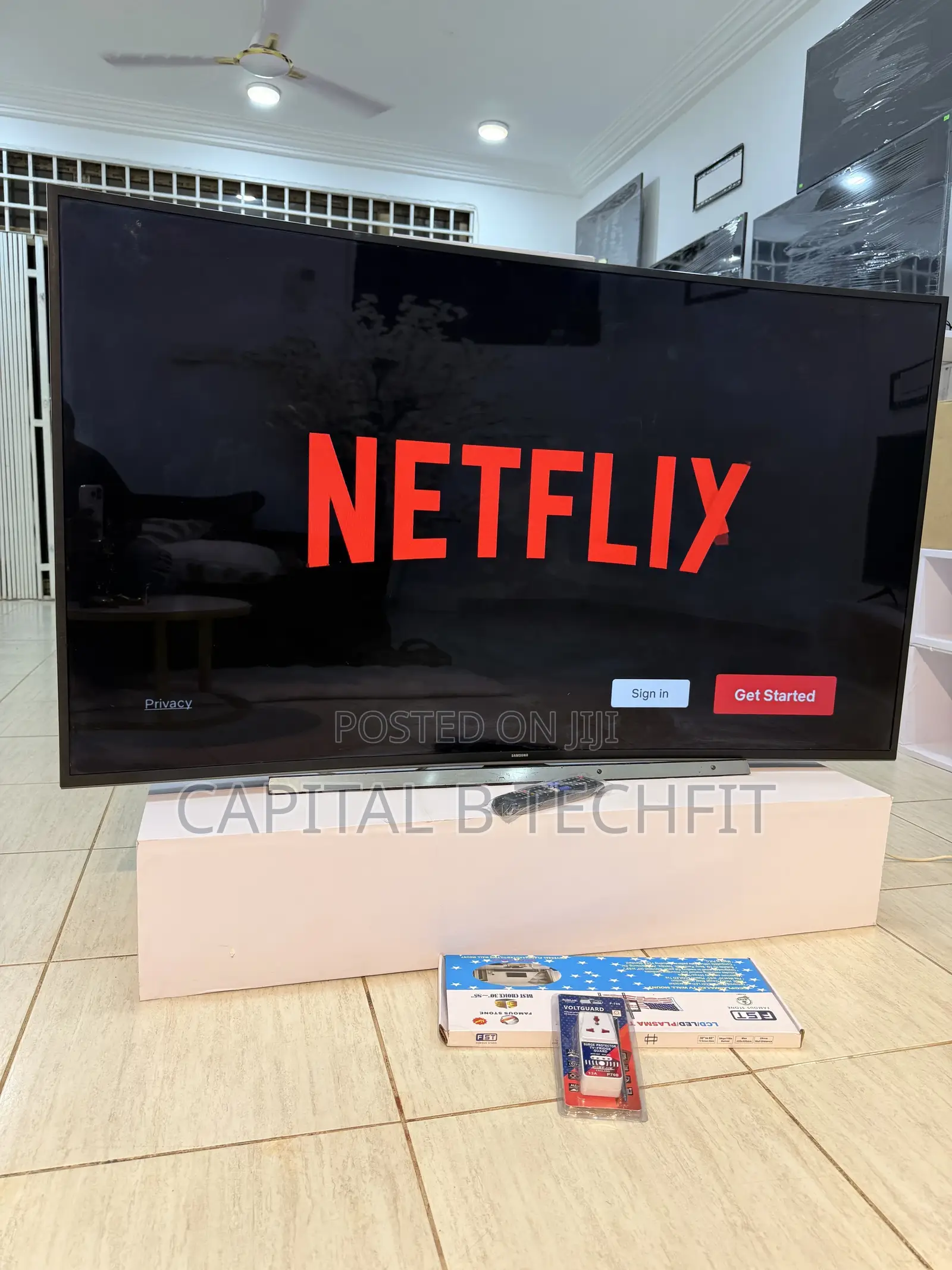 65inches Samsung Uhd HDR Smart Curved Tv