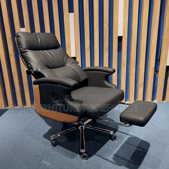 Executive Office Chair With Footrest