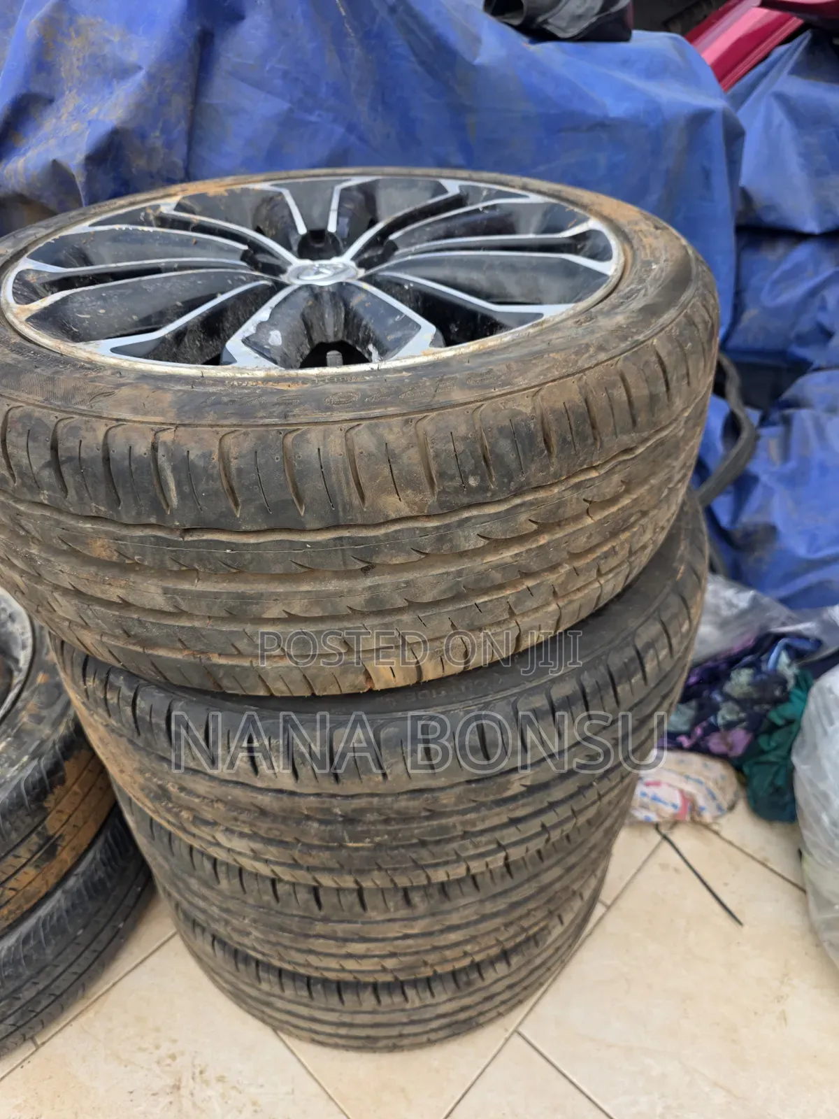 2016 Toyota Corolla Tyres 215/45z R17