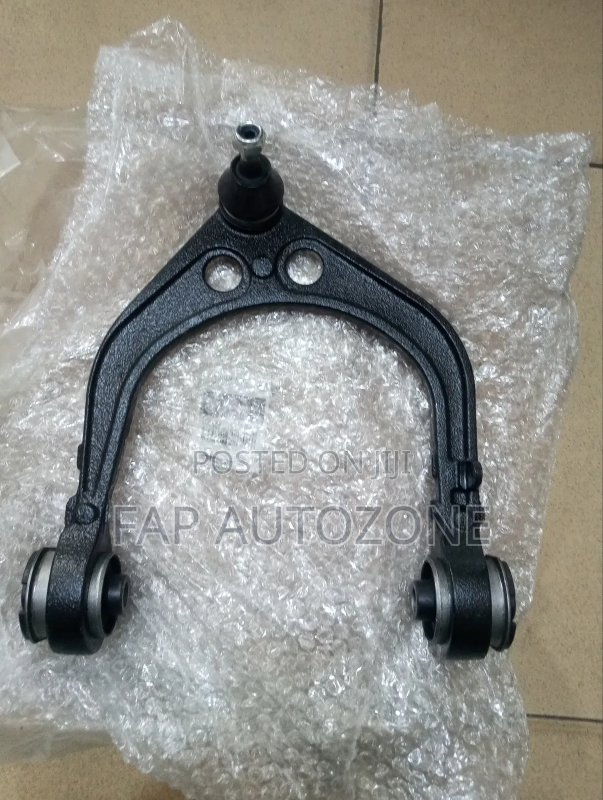 01592.Original Chrysler 300, and Dodge Charger Control Arm From USA