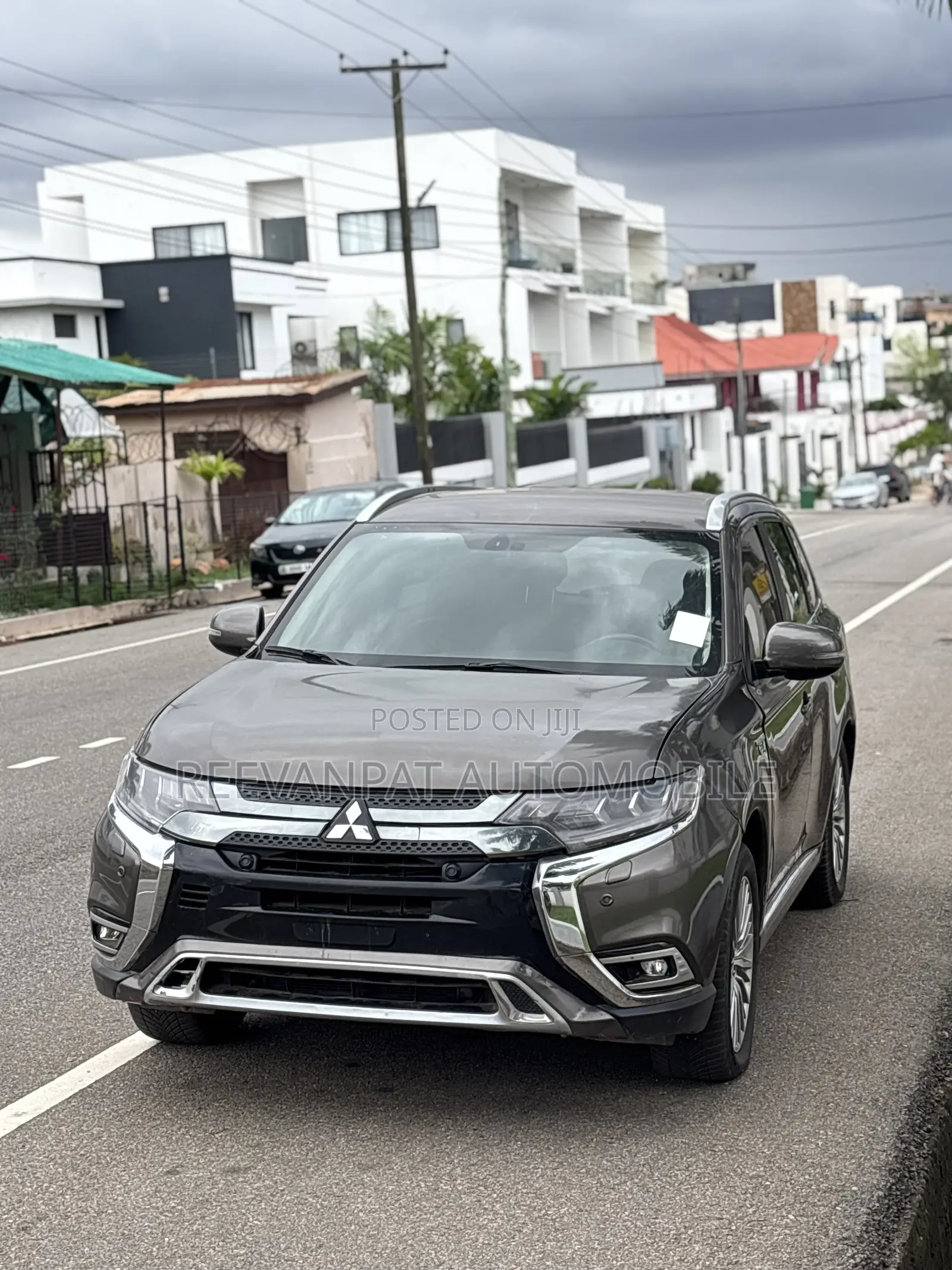 Mitsubishi Outlander PHEV 2019 Gray