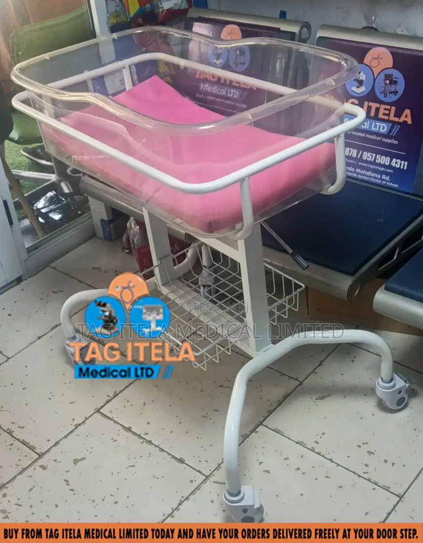 Baby's Cot Bed (Bassinet)