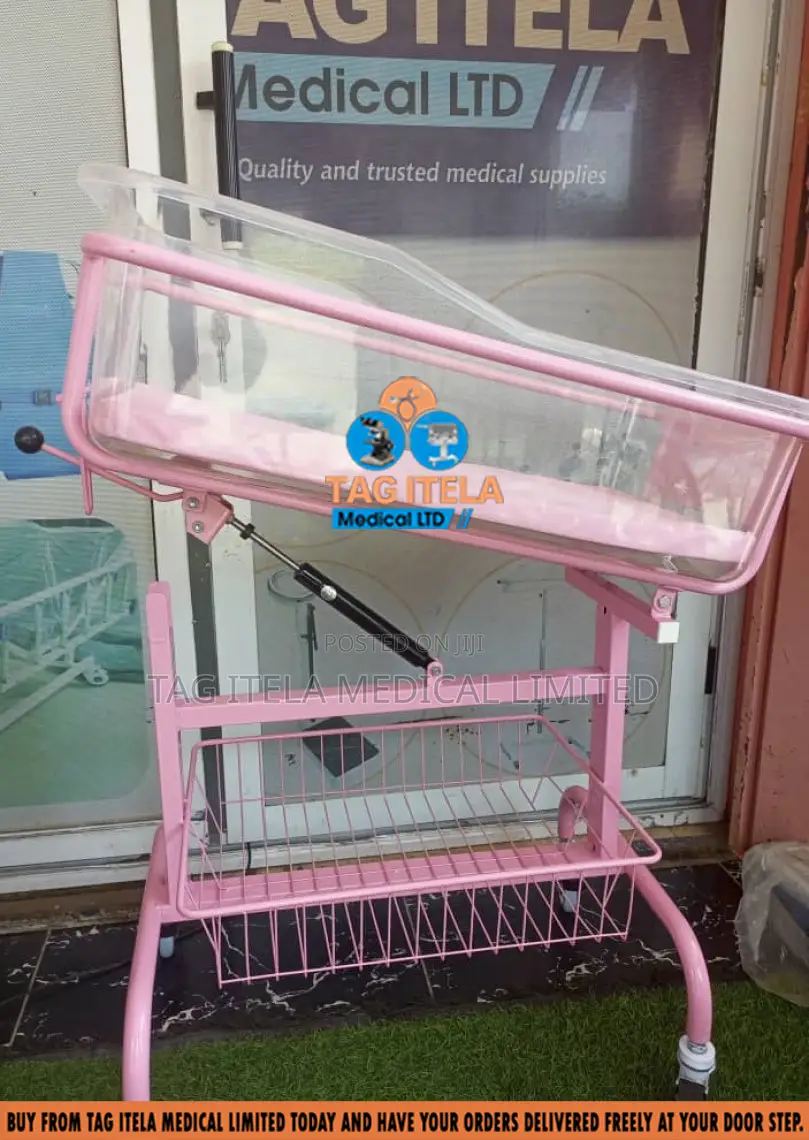 Baby's Cot Bed (Bassinet)