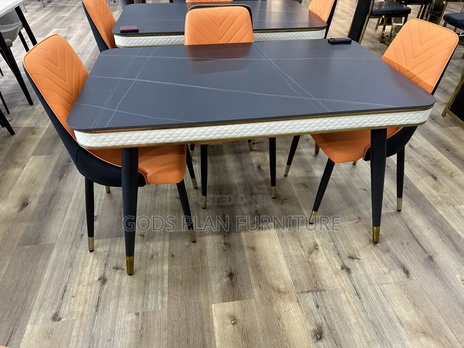 4 Seater Dining Table