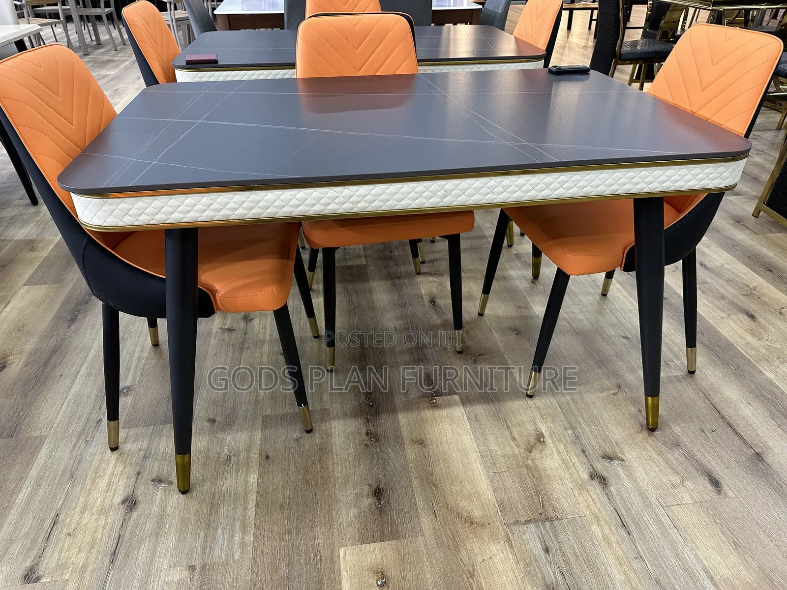 4 Seater Dining Table