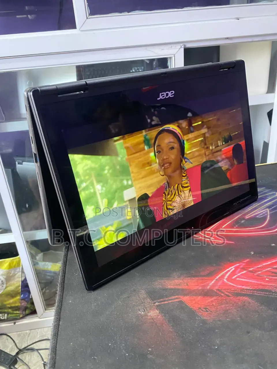 Laptop Acer Aspire R7-371T 4GB AMD A6 SSD 60GB