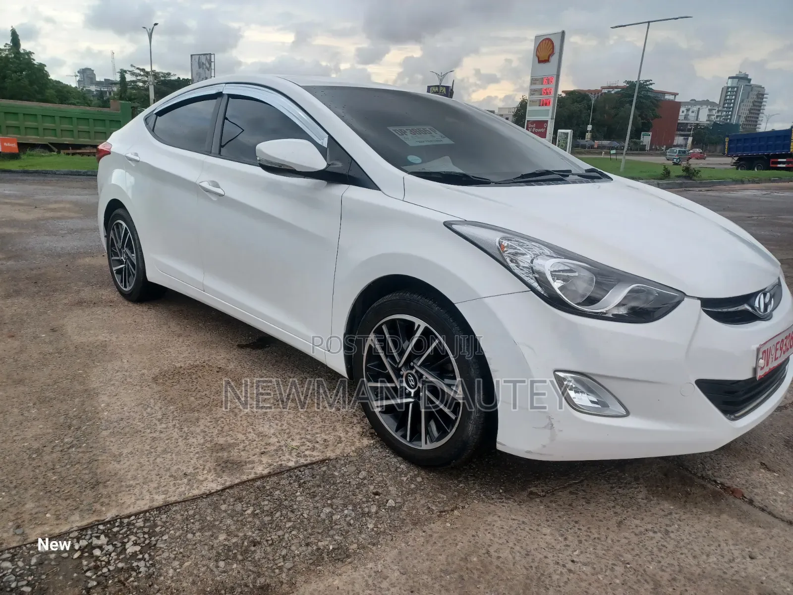 Hyundai Avante 2013 White