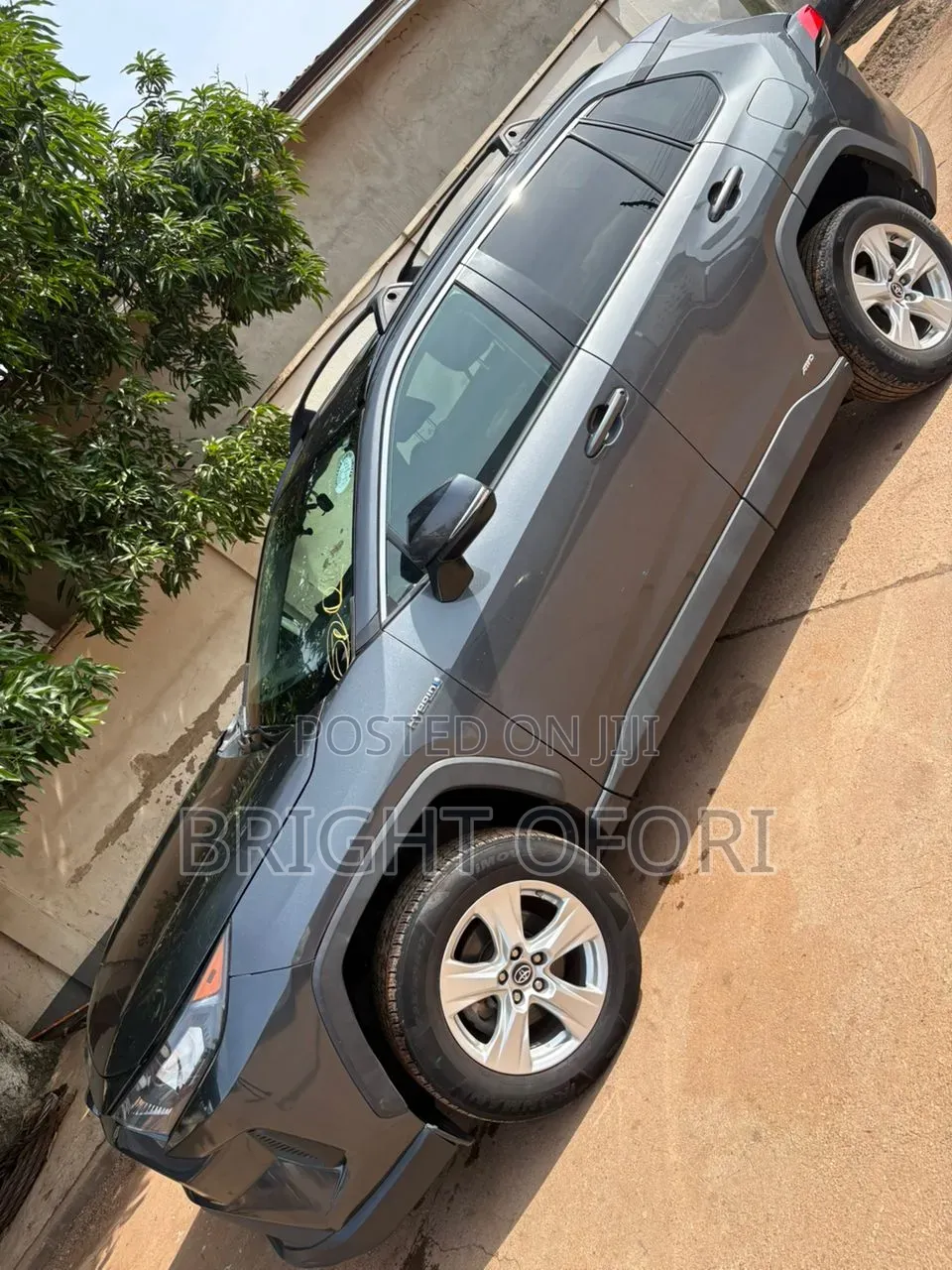 Toyota RAV4 LE AWD 2020 Gray