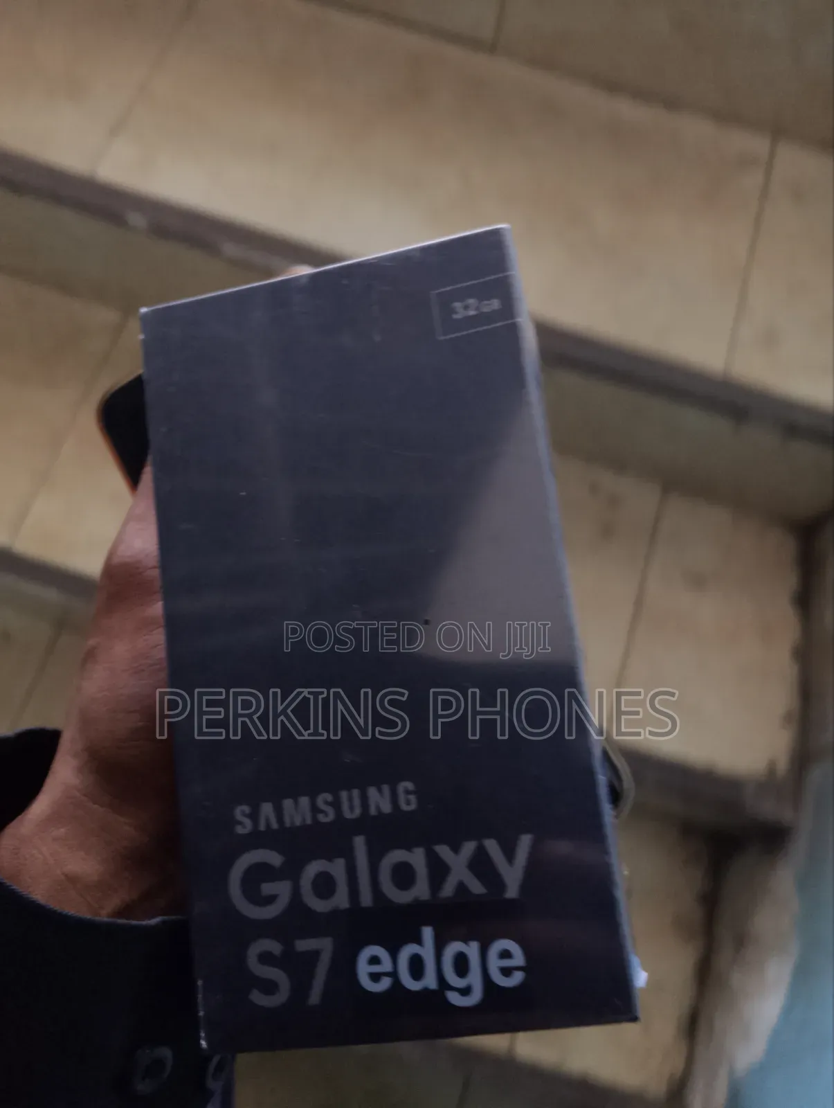 New Samsung Galaxy S7 edge 32 GB Black